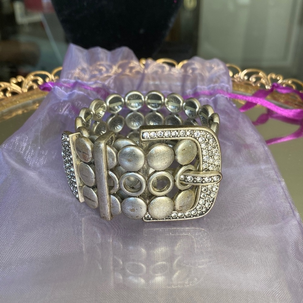 EUC Premier Designs belt buckle stretch bracelet